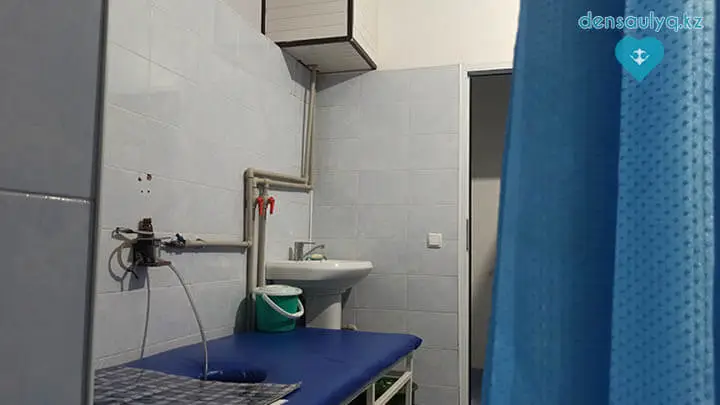 Лечебный корпус санатория Дархан Сарыагаш. Комната для промывание кишечника